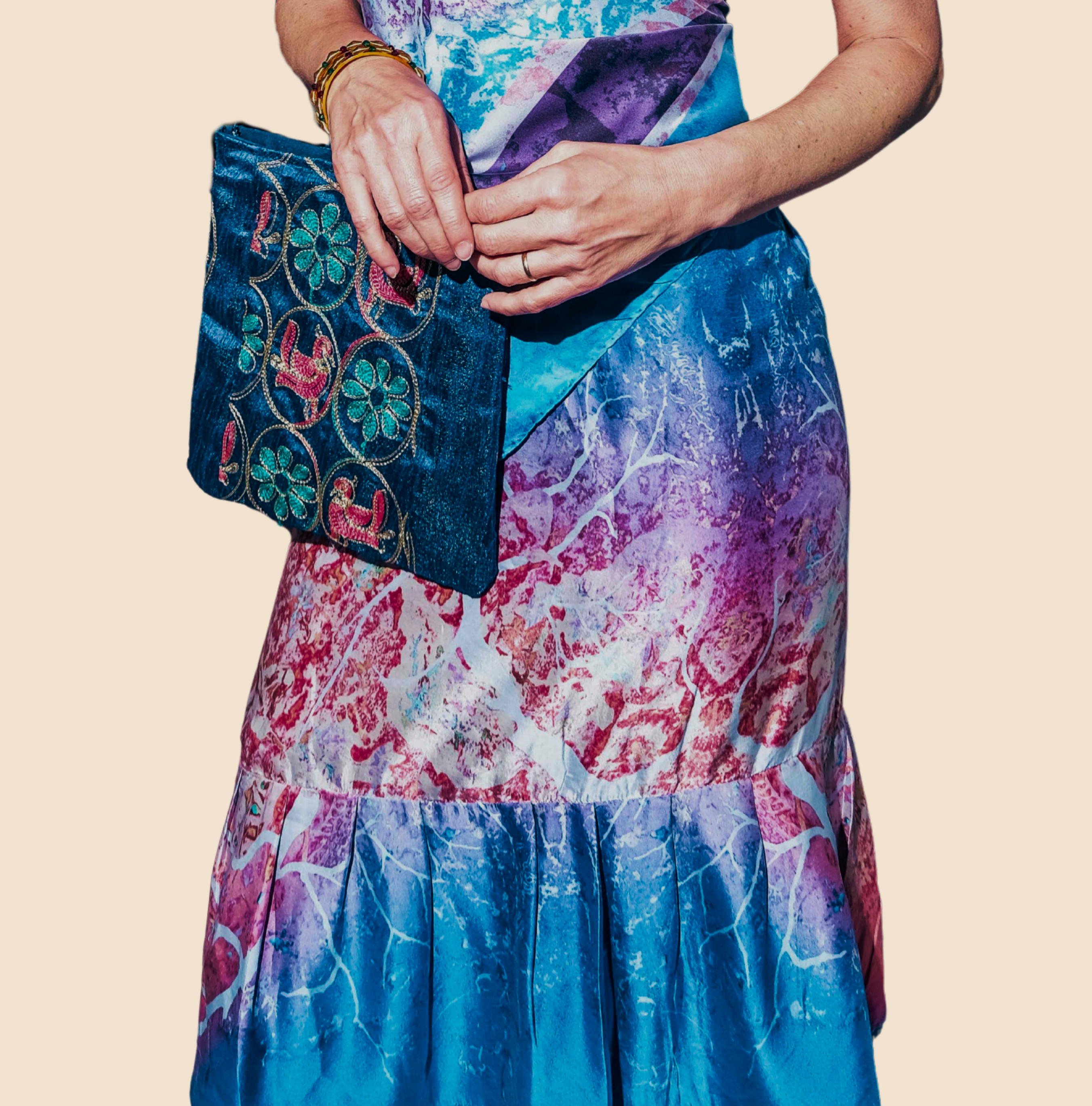 SARI ELEGANCE Upcycled Bracelet Bag